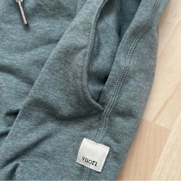 Women’s vuori performance joggers - Picture 4 of 5